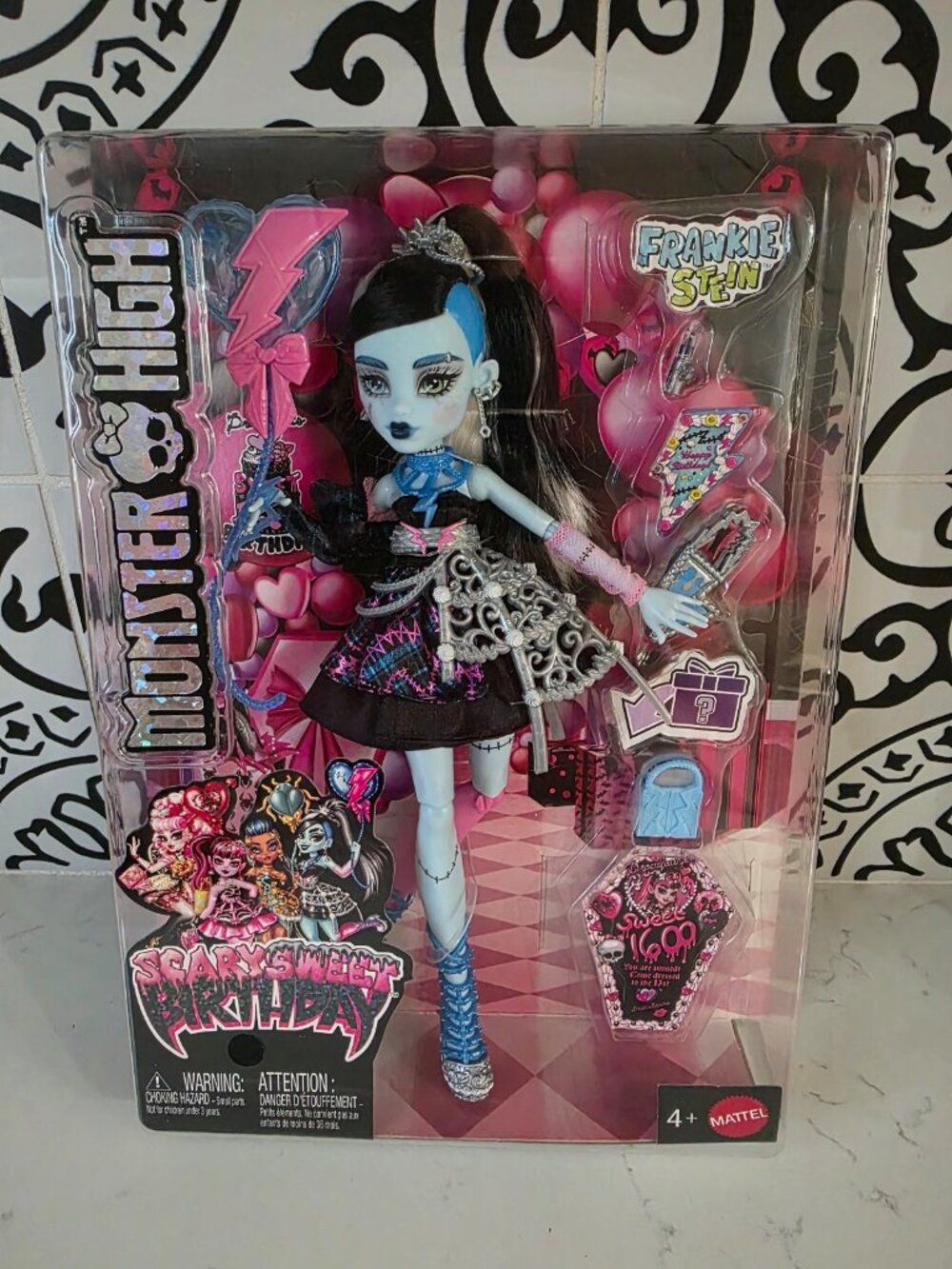 Monster High Scary Sweet Birthday Frankie Stein MH Doll New In Box Collectible